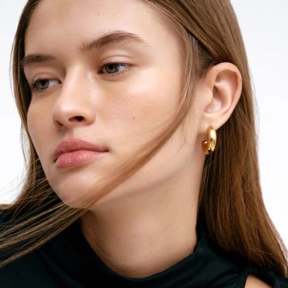 Marcella NYC Yona Gold Hoops - Picture 10 of 10